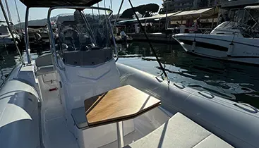 tempest-630s-antibes-cap-boating (7)
